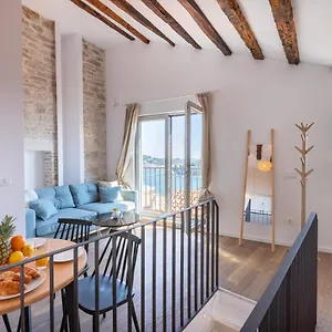 the-sea-view-old-town-rovinj-apartment-by-irundo.in-istria.net/